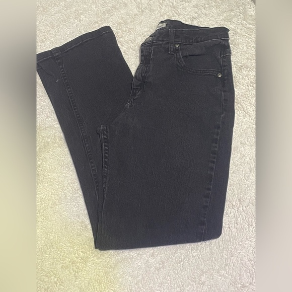 Woman’s Lee Riders - Picture 2 of 5